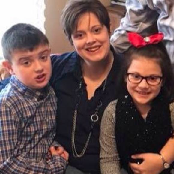 Meet your Posher, Lacee - Picture 1 of 1